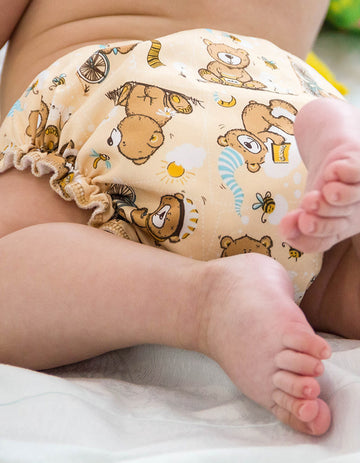 The pros and cons of using cloth nappies