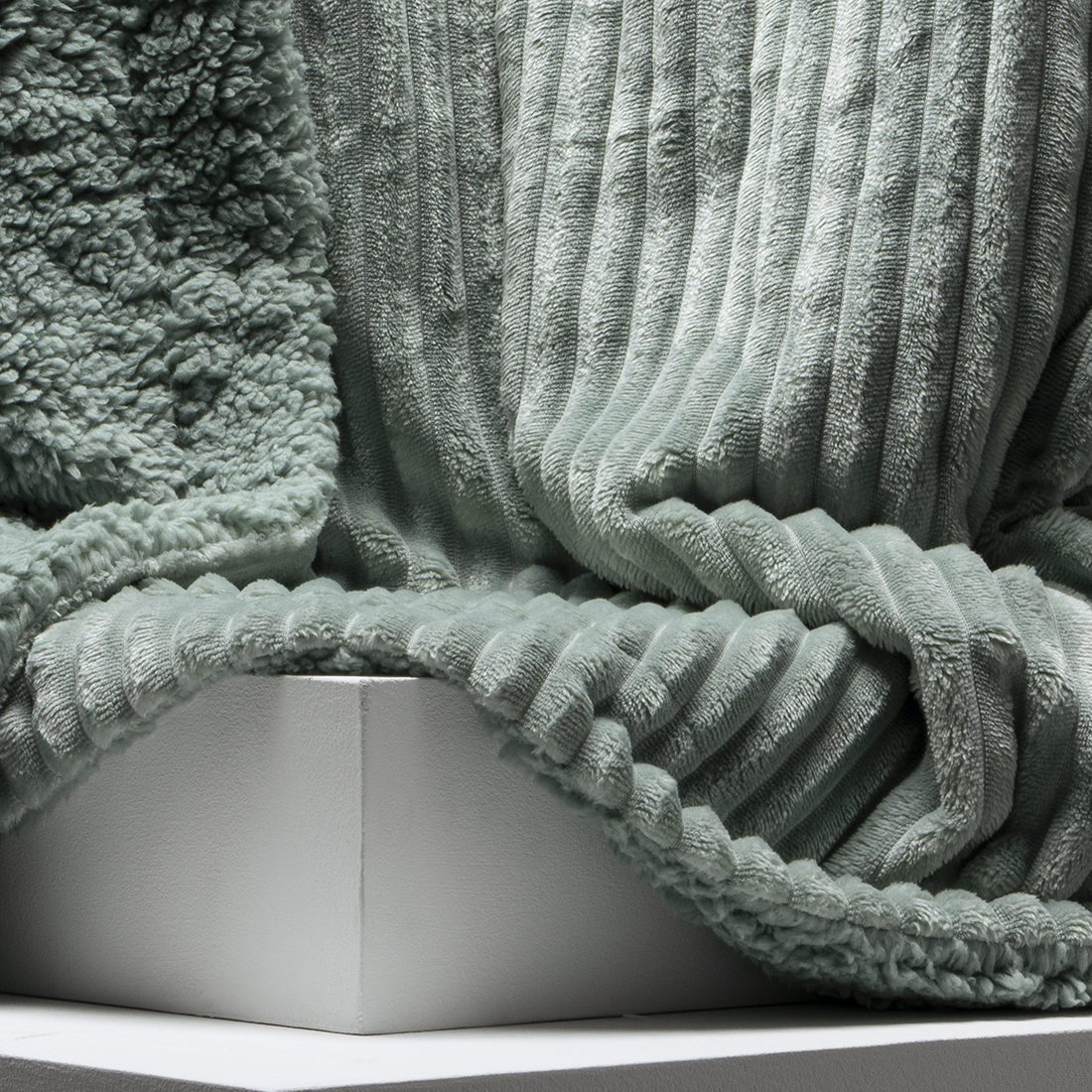 Stripe sherpa throw sage-SAGE-200X200 CM