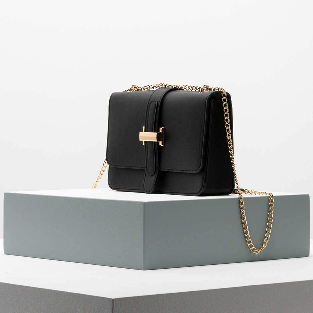 Shoulder chain bag black-BLACK-ONE SIZE