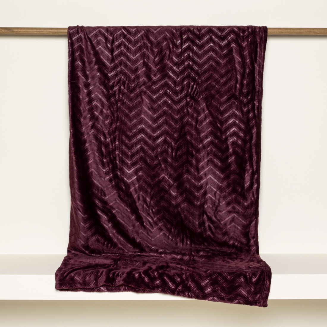 Zigzag large textured throw grape-GRAPE-LARGE