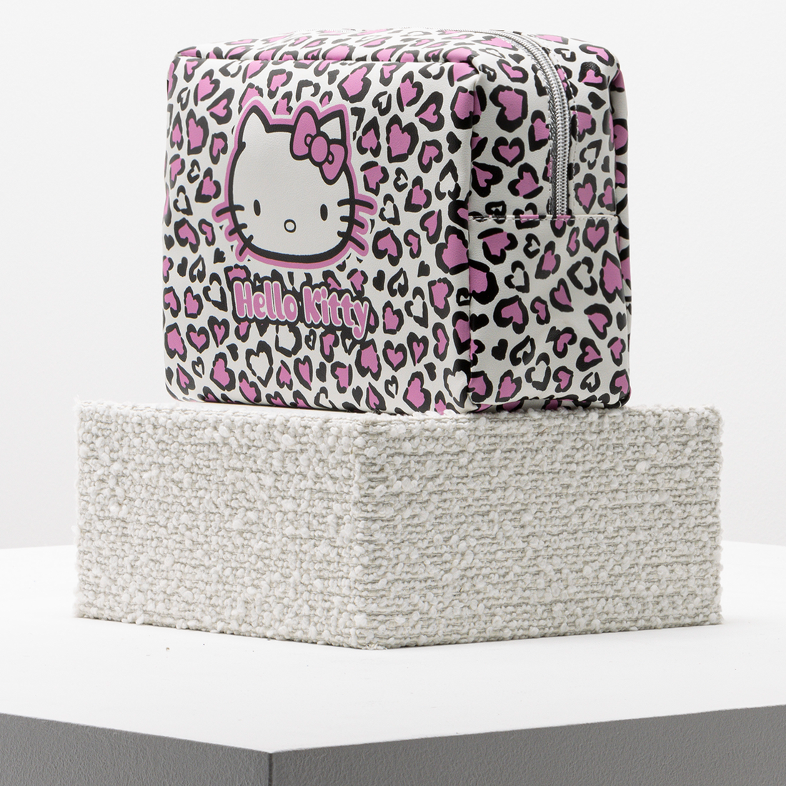 Hello kitty medium toiletry bag pink-MID PINK-ONE SIZE